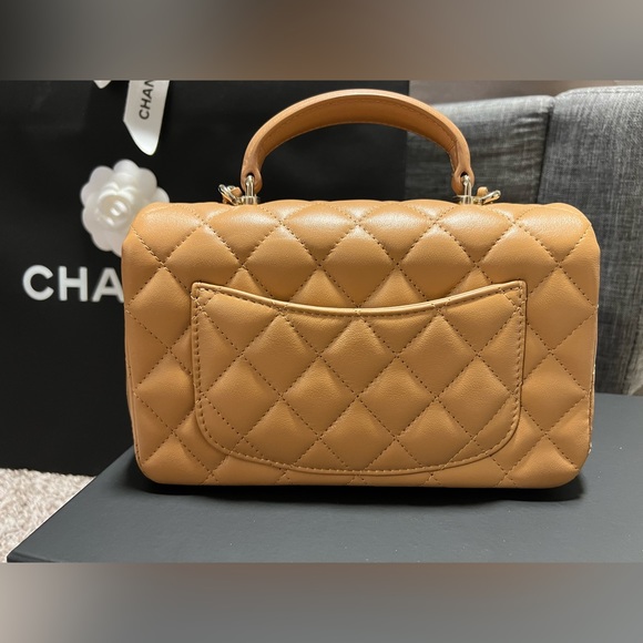 ✖️SOLD✖️Chanel 23P Dark Beige Mini Rectangle Top Handle LGHW - Picture 2 of 6